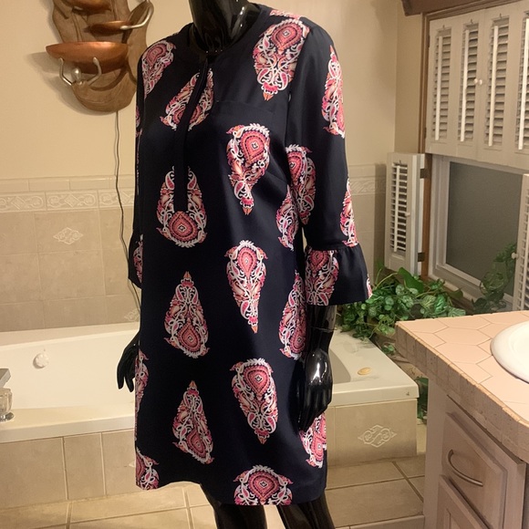 Crown & ivy Tunic - Picture 3 of 8